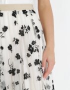  Fustă de tul bej deschis cu model floral din catifea și cu elastic în talie Iyosi
