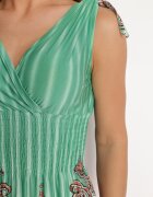 generation Rochie Verde cu bretele groase cu decolteu petrecut cu croială evazată Rissaline
