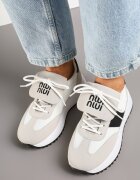 givana Sneakers Bej cu Negru pe Talpă Groasă cu Curea Decorativă Alutra