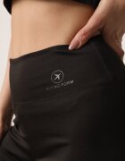 glo-story Pantaloni scurți Negri