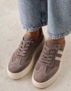 goodin Sneakers din piele întoarsă în stilul tenisurilor iconice pe platformă Reveka Maro
