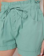 h&s Pantaloni scurți mentă cu elastic în talie cu șnur reglabil și nasturi decorativi Damarie