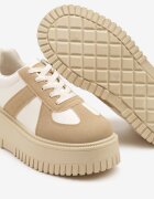 ideal Adidași Bej închiși în stil teniși pe platformă cu reliefuri Firreis