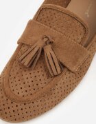 ideal Mocasini maro deschis din imitație de piele întoarsă cu perforații decorative și ciucuri Yenone