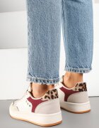 ideal Sneakers Bej-Bordeaux cu Cusături Decorative în Stil Streetwear Neoniela