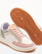 ideal Sneakers Roz-Bej cu Cusături Decorative în Stil Streetwear Neoniela