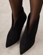 inia Botine Iazara pe toc stiletto tip clepsidră cu carâmb decupat Negre