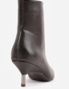 inia Botine Maro