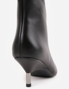 inia Botine Negre