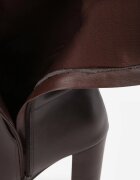 inia Cizme clasice pe toc gros în stil minimalist Jeuria Maro