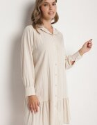 j studio Rochie bej deschisă tip cămașă din vâscoză cu volan Penzedi