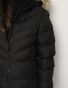 j.style Geacă Neagră Matlasată și căptușită gros cu Glugă cu Blană Gelirra