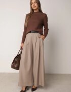 j&x Cu guler înalt minimalist cu lână și manșete striate Jazuria Maro