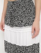 j&x Fustă Negru-Albă cu Flori Mici Croială Cloș Liofara