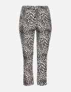 j&x Pantaloni Alb-Negru Regular cu elastic în talie și decolteu abstract Cleava