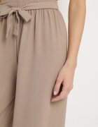 j&x Pantaloni bej închis cu croială largă cu talie înaltă și legătură în talie Reithessa