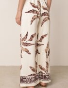 j&x Pantaloni din viscoză largi cu motiv floral Casual Nelinore Maro