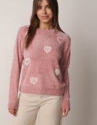 j&x Pulover din bumbac decorat cu motiv de inimi Lovric Roz