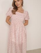 j&x Rochie cu flori din Tencel evazată cu mâneci bufante Viviare Roz