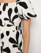 j&x Rochie Neagră Cloș cu Top Elastic și Mâneci Bufante Orrivene