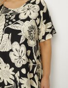 j&x Rochie neagră din viscoză cu flori Divolla