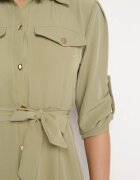 j&x Rochie verde deschis cloș maxi cu bluză tip cămașă și cu cordon în talie Indiga