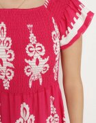 j&x Rochie viscoză roză Divessa cu modele ornamentale și croi evazat