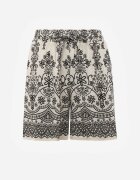 j&x Scurt casual cu model floral Faenoe Crem cu negru
