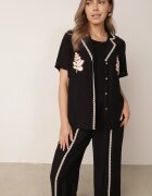 j&x Set de vară din viscoză cămașă și pantaloni cu aplicații croșetate Prisesa Negru