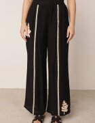 j&x Set de vară din viscoză cămașă și pantaloni cu aplicații croșetate Prisesa Negru