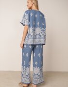 j&x Set din viscoză cu pantaloni largi și bluză lejeră cu imprimeu paisley Thela Albastru