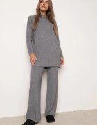 j&x Set tricotat cu nervuri din bumbac Moraga: tunică-sweater și pantaloni Gri