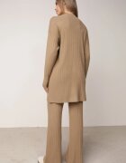 j&x Set tricotat cu nervuri din bumbac Moraga: tunică-sweater și pantaloni Maro
