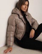 jstyle Jachetă Bej Matlasată Scurtă cu Glugă Tinthella