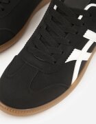 jumelle Adidași Negri pe talpă de cauciuc cu model geometric Sewtila