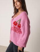 jumelle Cardigan Fucsia cu Lână Decorat cu Cireașă și Inscripție Irissora