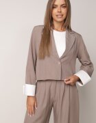jumelle Costum Maro deschis Sacou și Pantaloni cu inserții contrastante Daviraya