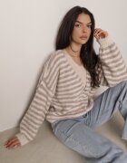 jumelle Kardigan Bej cu lână în dungi cu croială liliac Fesmera