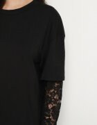jumelle Rochie tip T-shirt Neagră de bumbac cu despicături și mâneci din dantelă Fenisia