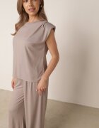 jumelle Set din material fluid cu vâscoză pantaloni largi și bluză Pebosea Bej
