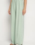 jumelle Set din viscoză verde deschis: Cămașă scurtă și Pantaloni largi Davitta