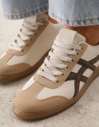jumelle Sneakers Bej-Maro pe Talpă de Cauciuc cu Model Geometric Sewtila