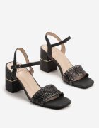 la flor Sandale cu toc Negre cu baretă împletită și aplicație metalică Finarela