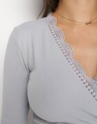 las garras Bluză Gri de Bumbac cu Bordură de Dantelă la Decolteu Kahlea