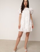 lovery Rochie Mini Albă cu Inserții de Dantelă și Volane Soffiana