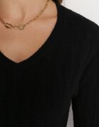 m&d fashion Pulover Negru cu torsadă și decolteu triunghiular Goldria
