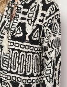m&d fashion Rochie neagră vâscoză cu model etnic croi evazat și legătură Nalpio