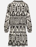 m&d fashion Rochie neagră vâscoză cu model etnic croi evazat și legătură Nalpio