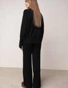 m&d fashion Set cu vâscoză pantaloni largi și pulover decorat cu nasturi Alessina Negru
