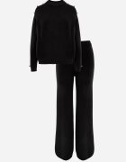 m&d fashion Set cu vâscoză pantaloni largi și pulover decorat cu nasturi Alessina Negru